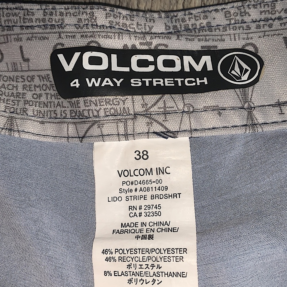 Volcom Board Shorts - Picture 7 of 7
